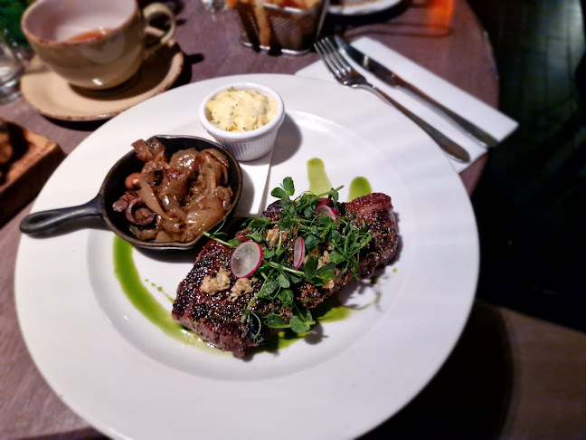 Comentarii opinii despre Thomas Moore Tavern