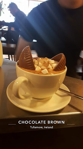 Chocolate Brown - Hospitality and gastronomy