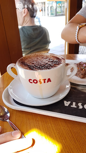 Comentarii opinii despre Costa Coffee