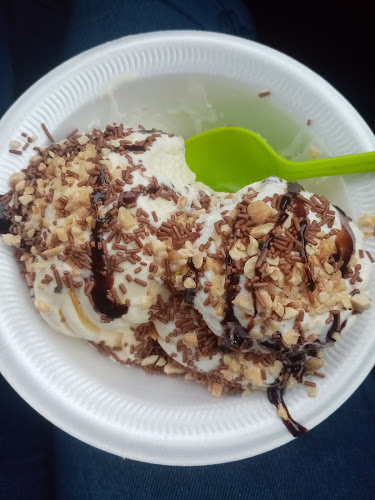 O'Connors Ice Cream Shop Lahinch - Hospitality and gastronomy