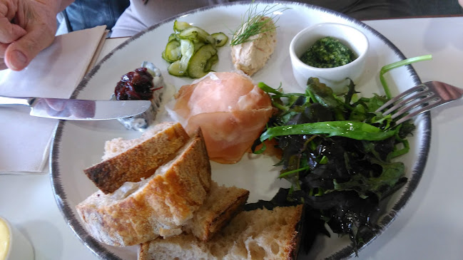 New Rd, The Demesne, Westport, Co. Mayo