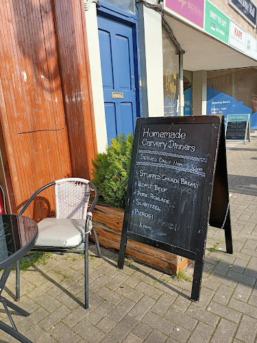 Delicious Cafe and Bistro - Hospitality and gastronomy