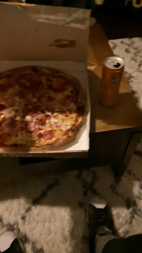 Eagles pizzeria - Hospitality and gastronomy