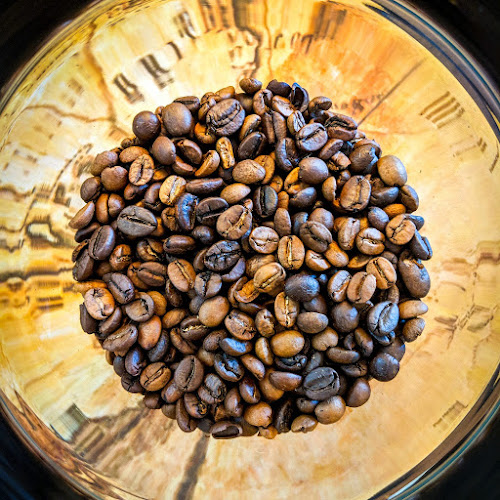 Comentarii opinii despre Three Fools Grand Parade