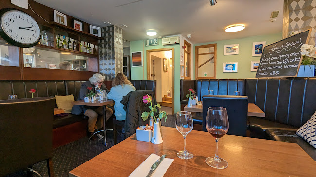 Comentarii opinii despre Corner House Bistro