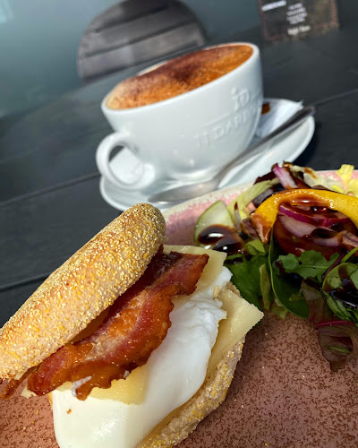 Opinii despre Waffle House Crescent în Wexford - Hospitality and gastronomy