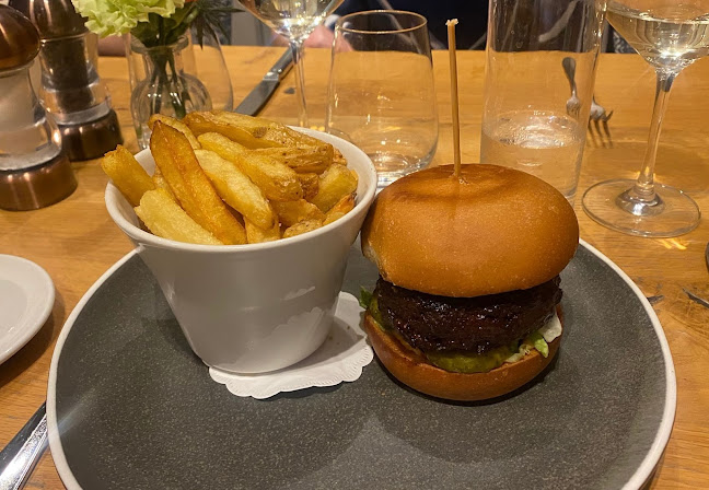 Mikey Ryan's Bar & Kitchen - Hospitality and gastronomy