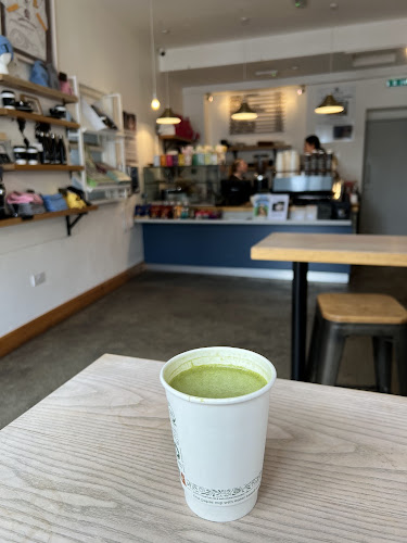 Comentarii opinii despre Under The Clock Coffee House