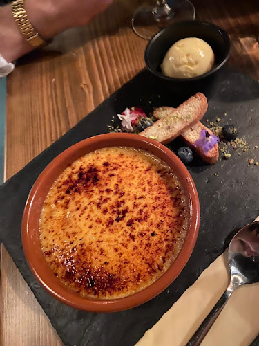 Cava Bodega - Hospitality and gastronomy