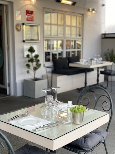 Opinii despre Vie De Chateaux - Restaurant Naas în Naas - Hospitality and gastronomy