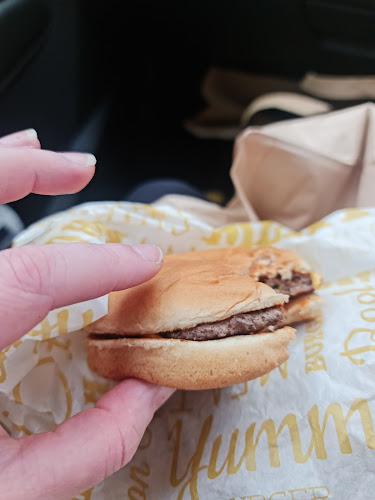 Apartment 1, Danollas Diner & Takeaway, Danolla's Apartments, 5 Castle St, Gorteendrunagh, Castlebar, Co. Mayo, F23 WR88