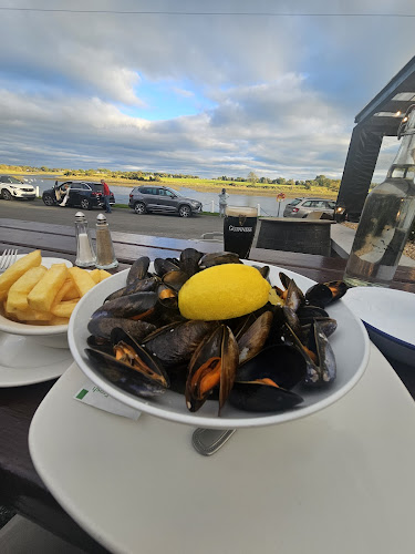 Moran's Oyster Cottage - Hospitality and gastronomy