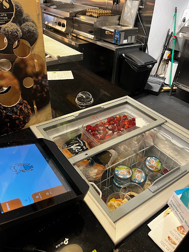 PITA PIT @ CIRCLE K FERMOY Junction 14, M8, Gortore, Fermoy, Co. Cork, P61 HP52