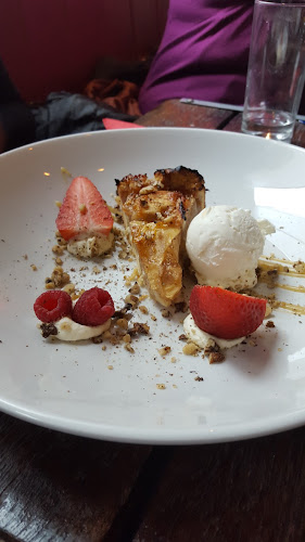 Ruby's Pizza & Grill - Hospitality and gastronomy