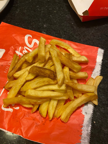 Comentarii opinii despre Supermac's and Papa John's Westport