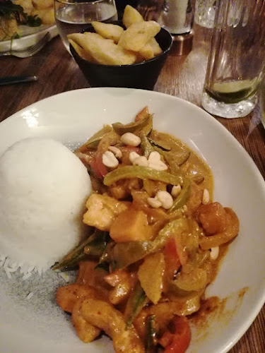 Shades Bar & Grill - Cavan