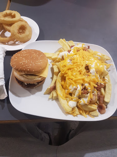 Macari's - Hospitality and gastronomy