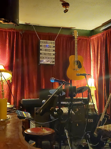 Charlie Malone's - Hospitality and gastronomy