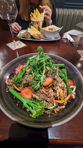 Comentarii opinii despre McGeough's Bar & Restaurant