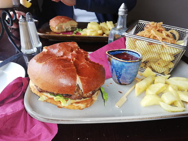 Opinii despre Callans Bar and Restaurant în Dundalk - Hospitality and gastronomy