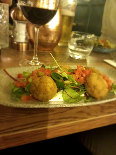 Shades Bar & Grill - Hospitality and gastronomy