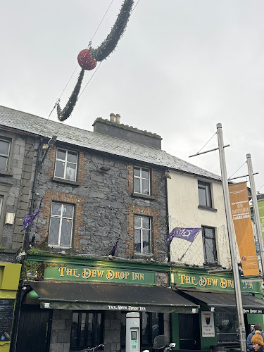 The Dew Drop Inn - Galway