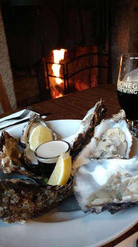 Olde Castle Seafood Bar - Hospitality and gastronomy