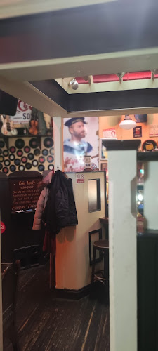 9 Castle St, Knockaphunta, Castlebar, Co. Mayo