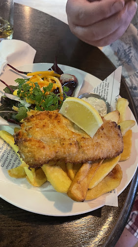 Comentarii opinii despre The Crowe's Nest Pub & Bistro