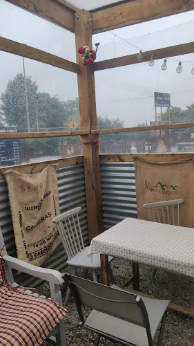 Comentarii opinii despre Astro Coffee