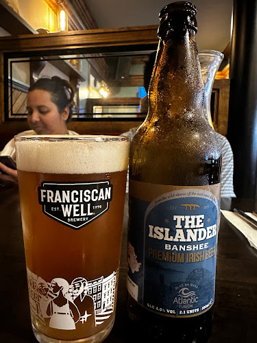 The Amethyst Bar - Keel