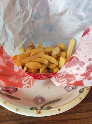 Supermac's & Papa John's Moate - Hospitality and gastronomy