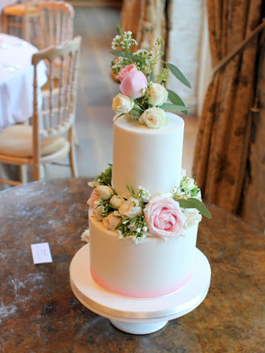 Opinii despre French Wedding Cakes în Naas - Hospitality and gastronomy