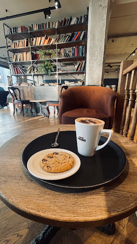 Caffè Nero - Hospitality and gastronomy