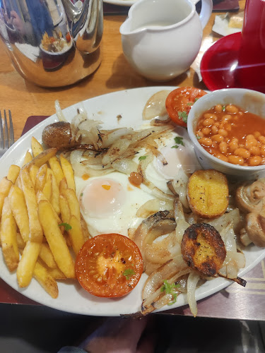 Pats Cafe, Killarney Rd, Castleview, Castleisland, Co. Kerry