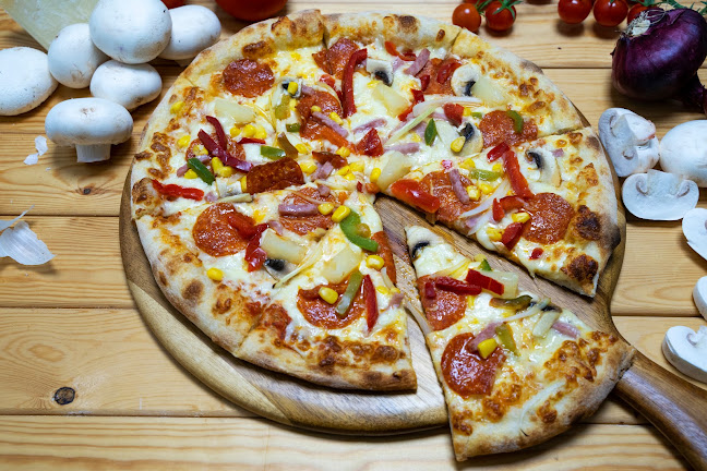 Opinii despre Francesco's Italian Takeaway în Carrick-On-Shannon - Hospitality and gastronomy