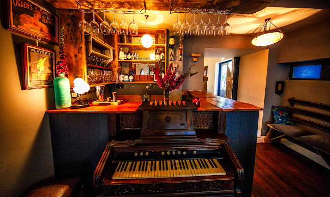 Comentarii opinii despre Monk's Lane