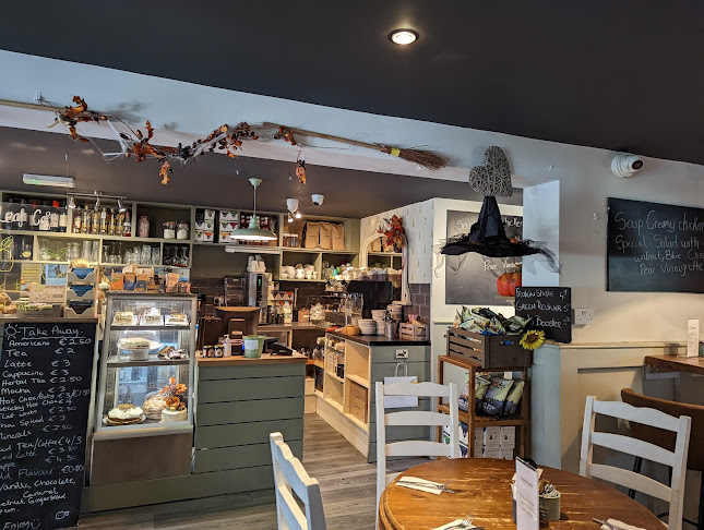 Comentarii opinii despre Lemon Leaf Cafe Bar & Townhouse