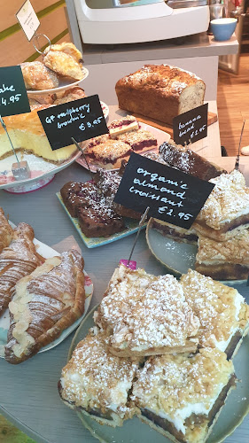 Comentarii opinii despre Green Straw