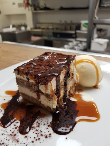 Comentarii opinii despre Il Pomo Doro