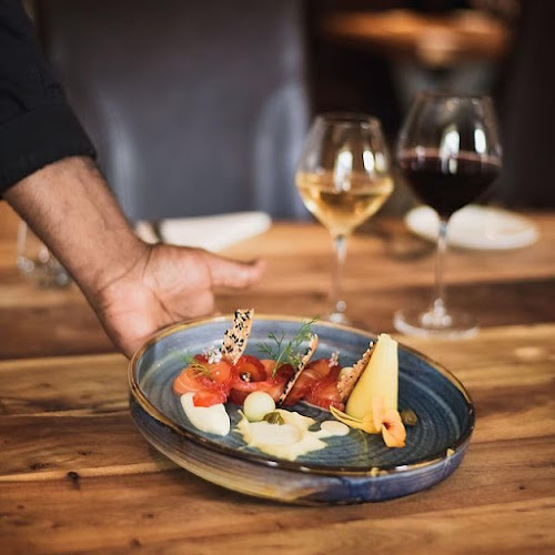 Opinii despre One Hundred Degrees Restaurant and Wine Bar în Gorey - Hospitality and gastronomy