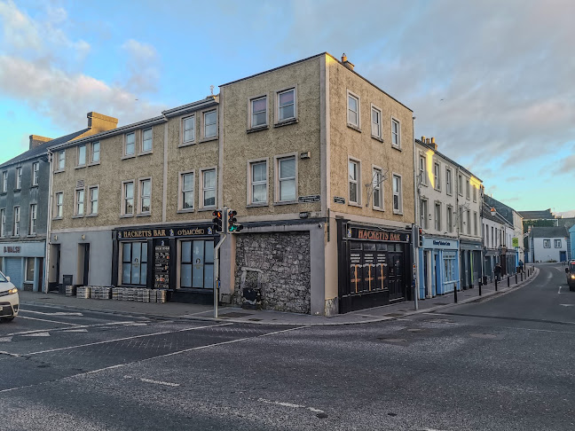 Hackett's Bar And Accommodation Kilkenny - Hospitality and gastronomy