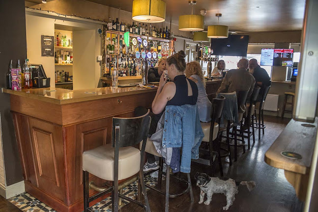 Comentarii opinii despre Hughies Bar