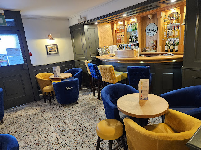 Comentarii opinii despre Logan's Bar & Lounge