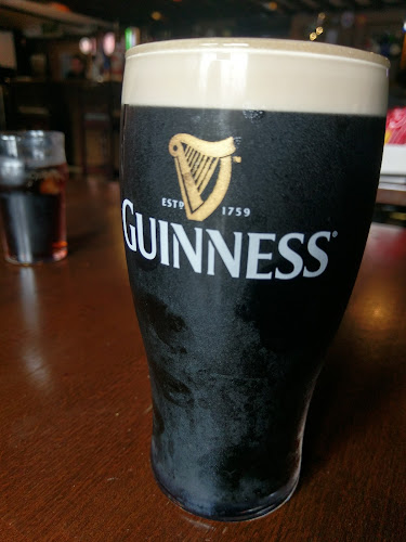 Comentarii opinii despre Paddy Burkes Bar & Restaurant