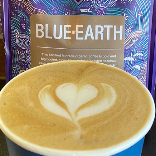 Osta Cafe and Wine Bar - Hospitality and gastronomy