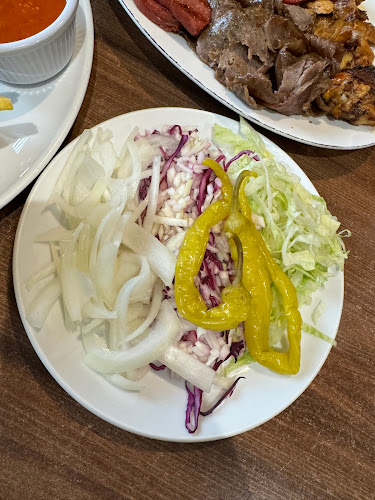 Comentarii opinii despre The Charcoal Grill