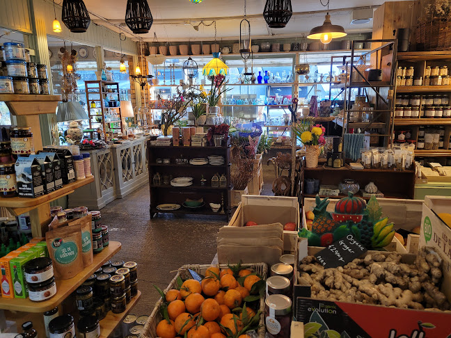 Comentarii opinii despre Strandfield