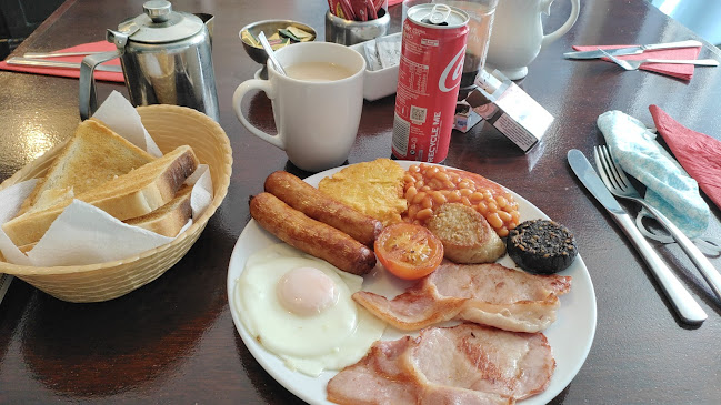 Comentarii opinii despre The World's End Bar