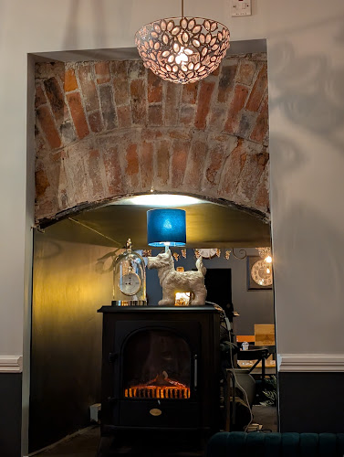 D'Vine Bistro & Tapas Bar